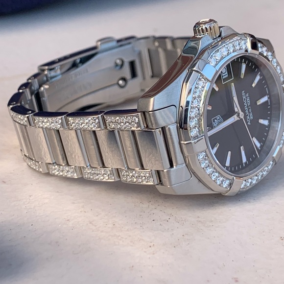TAG HEUER Aquaracer 40MM QTZ SS Black Dial Men Tag heuer Aquaracer mens black face ss diam bezel